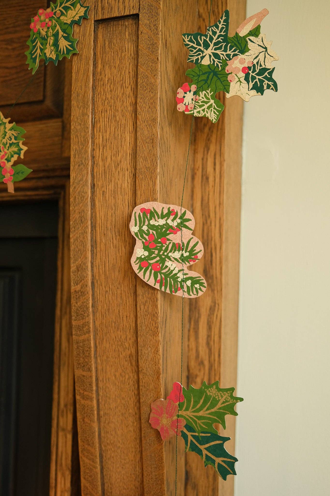 East End Press | Sewn Paper Garland | Holly & Ivy