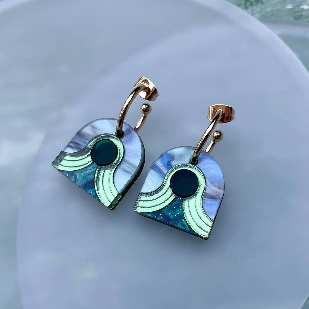 Rosa Pietsch | Arch Dot Hoop Earrings | Emerald Green Marble
