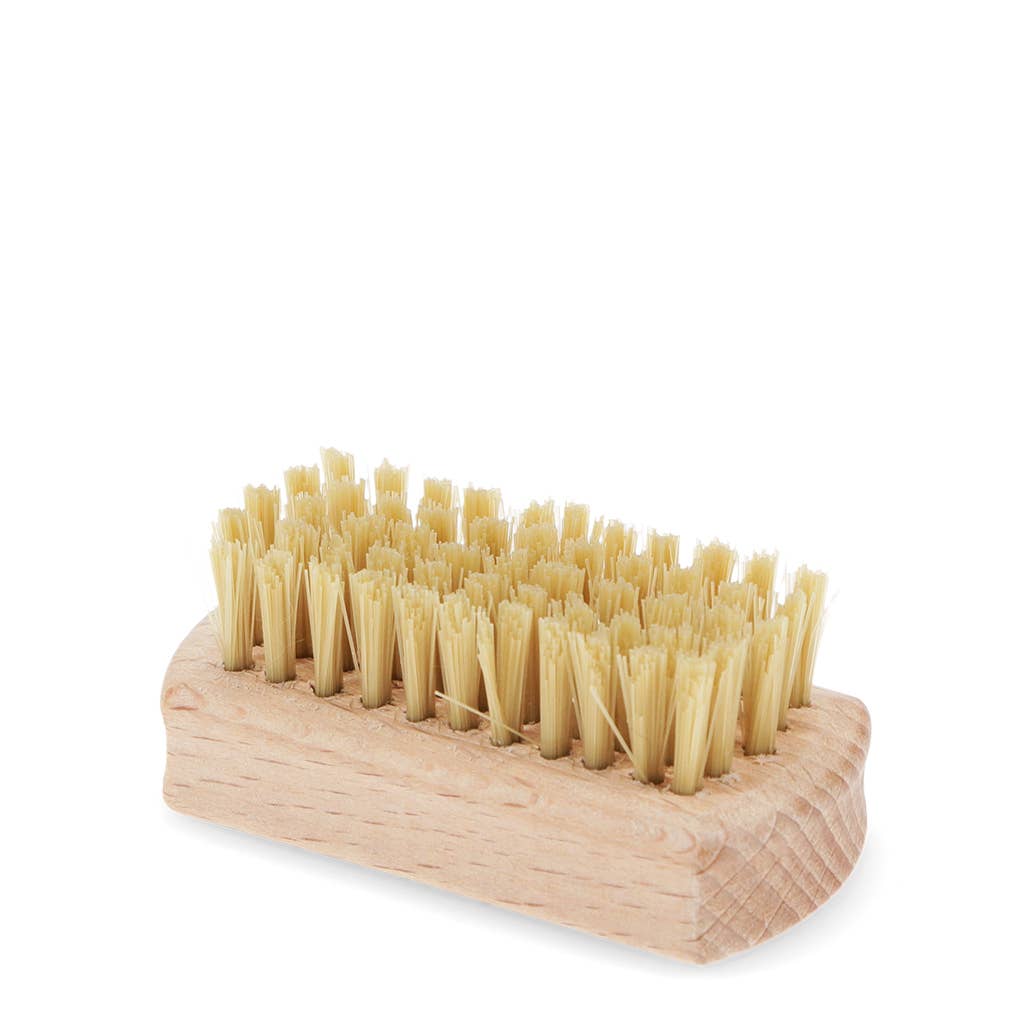 Rex | Wooden travel nail brush | Cat