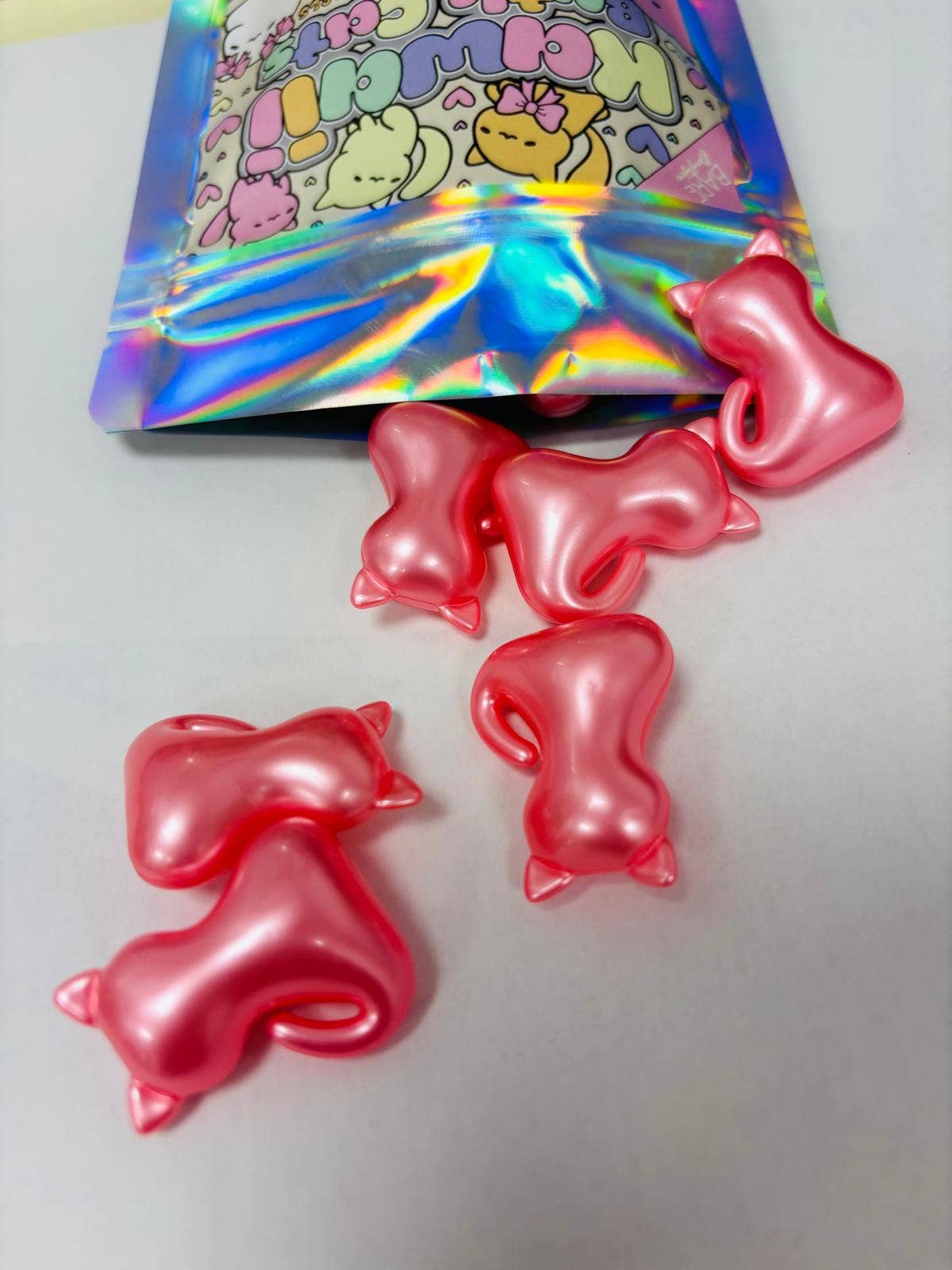 Bare Boutique | Kawaii Cats | 15 Pack Bath Pearls Lily Scent
