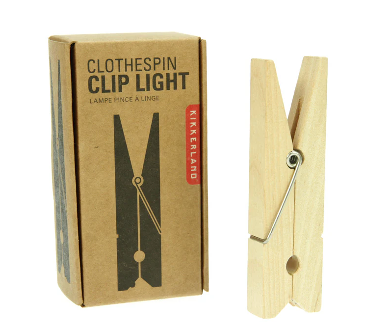 Kikkerland | Clothespin Clip Light