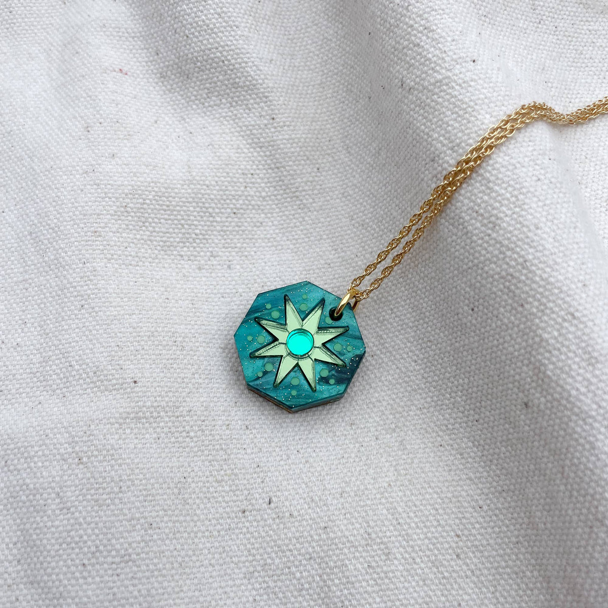 Rosa Pietsch | Seren Geo Star Pendant | Emerald