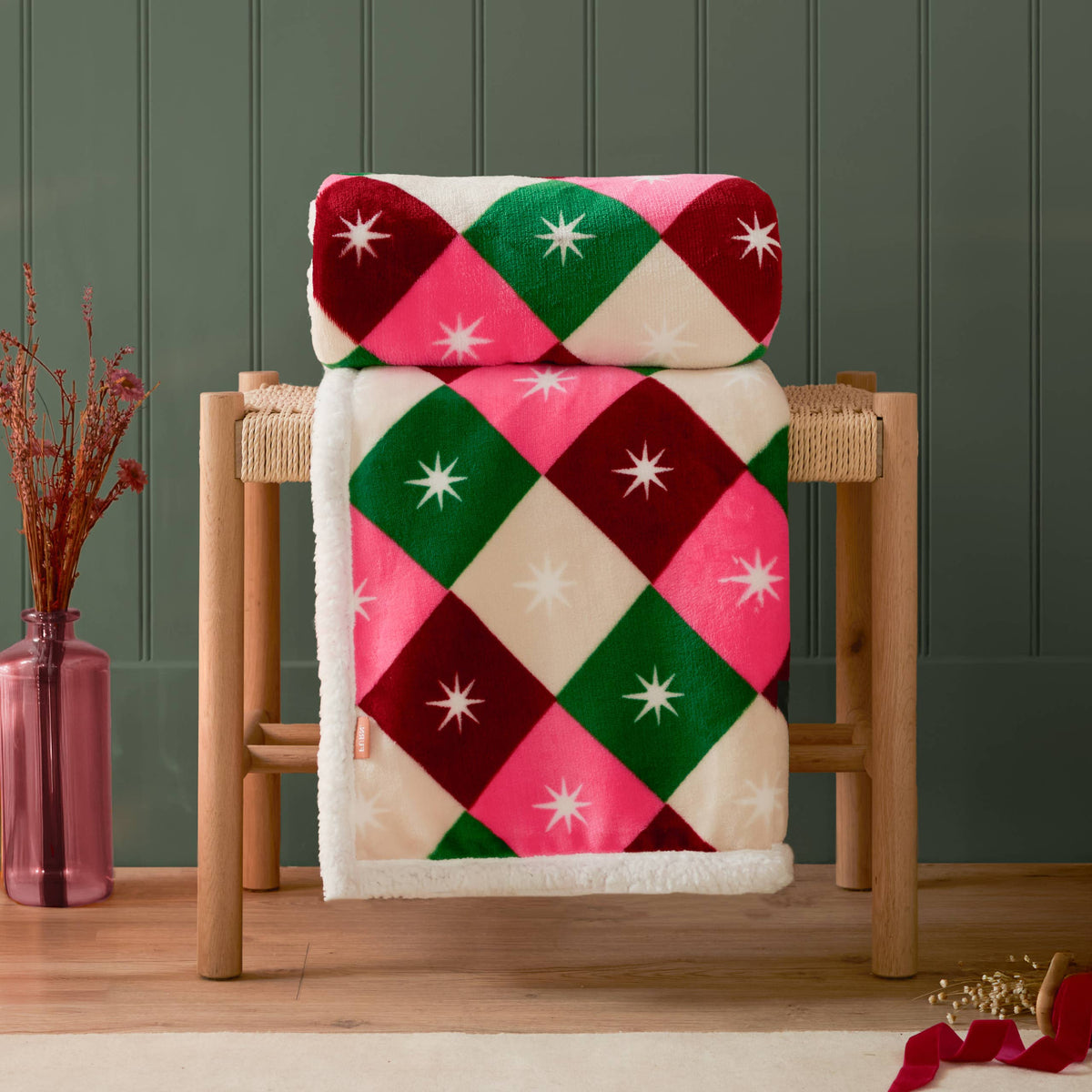 Furn | Star Sherpa Pink & Green Fleece 140 x 180cm