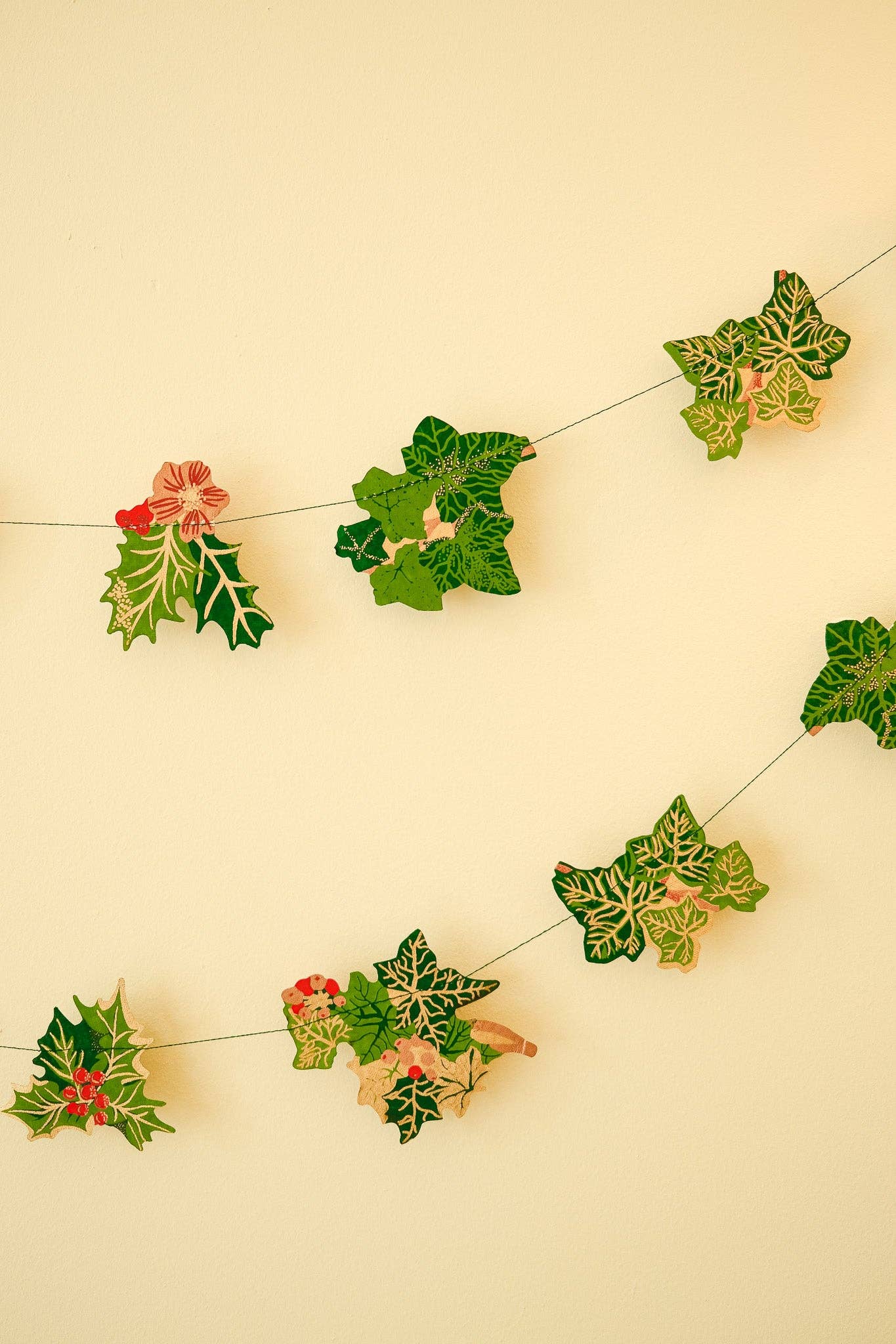 East End Press | Sewn Paper Garland | Holly & Ivy
