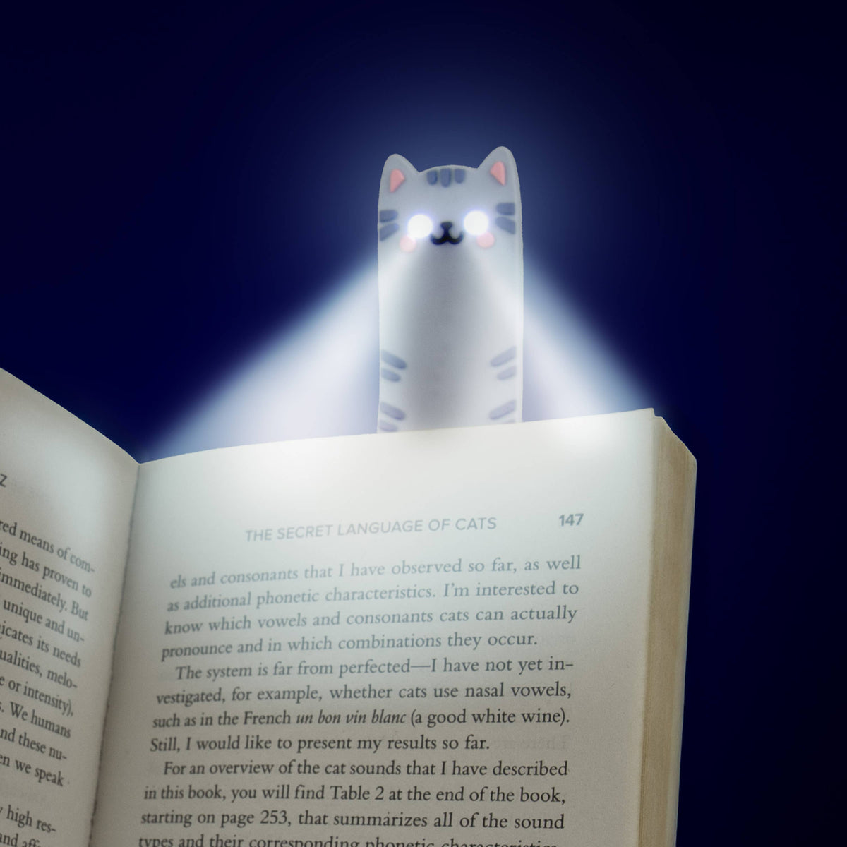 Gift Republic | Cat Reading Light & Bookmark
