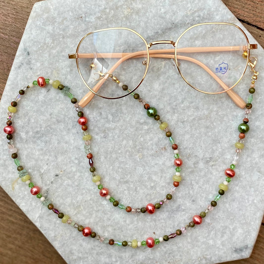 Northern Rose | Detachable Beaded Glasses Chain | Pearls, Unakite & Aventurine