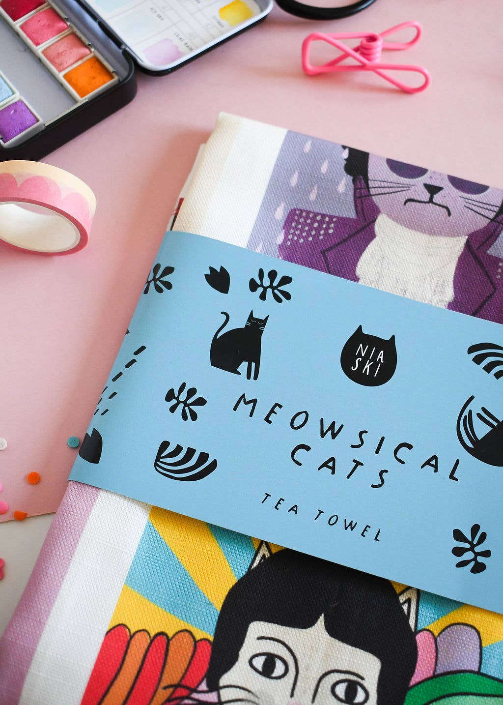 Niaski | Tea Towel | Meowsical Cats