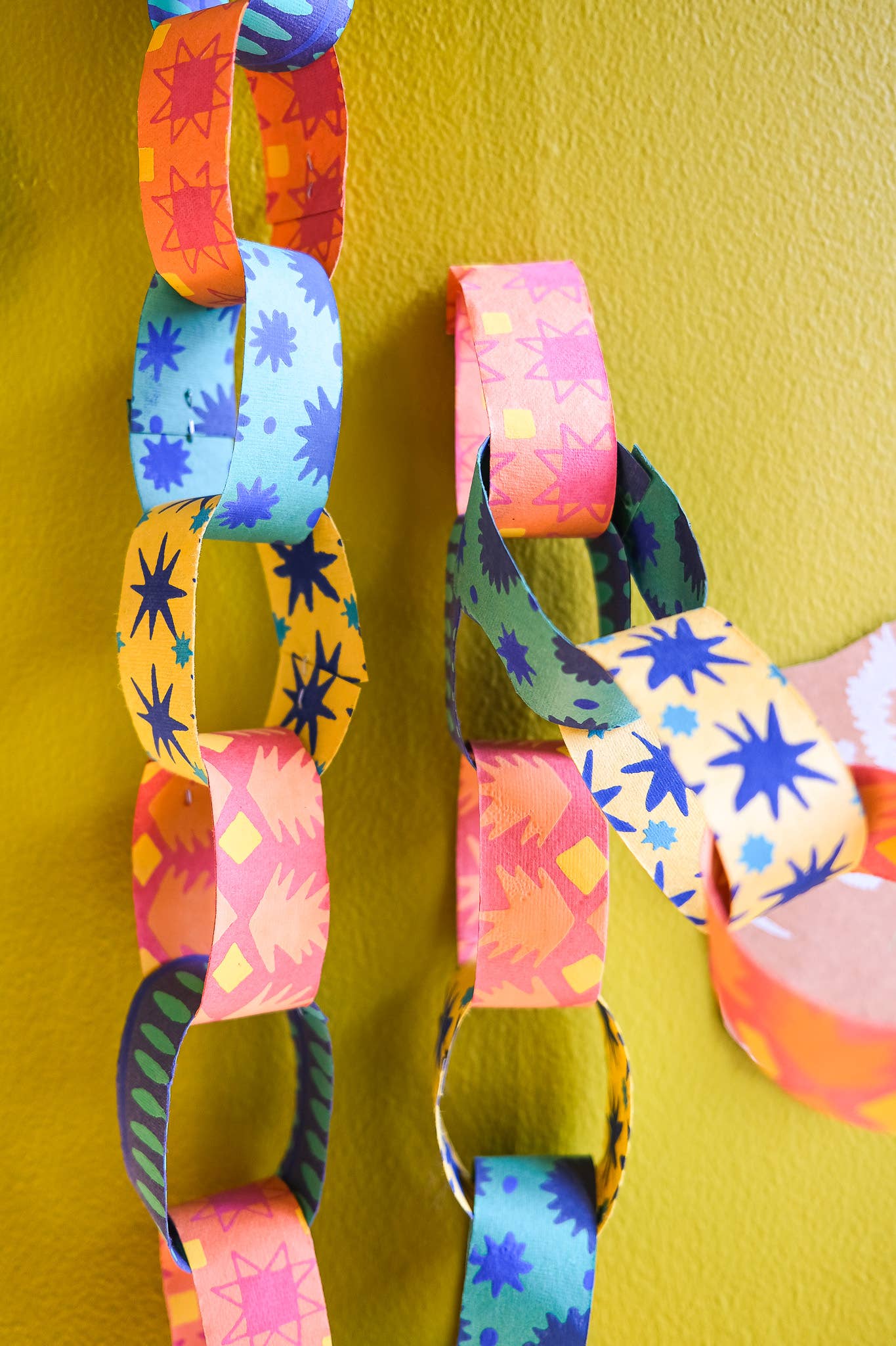 East End Press | Chain Kit | Multicoloured
