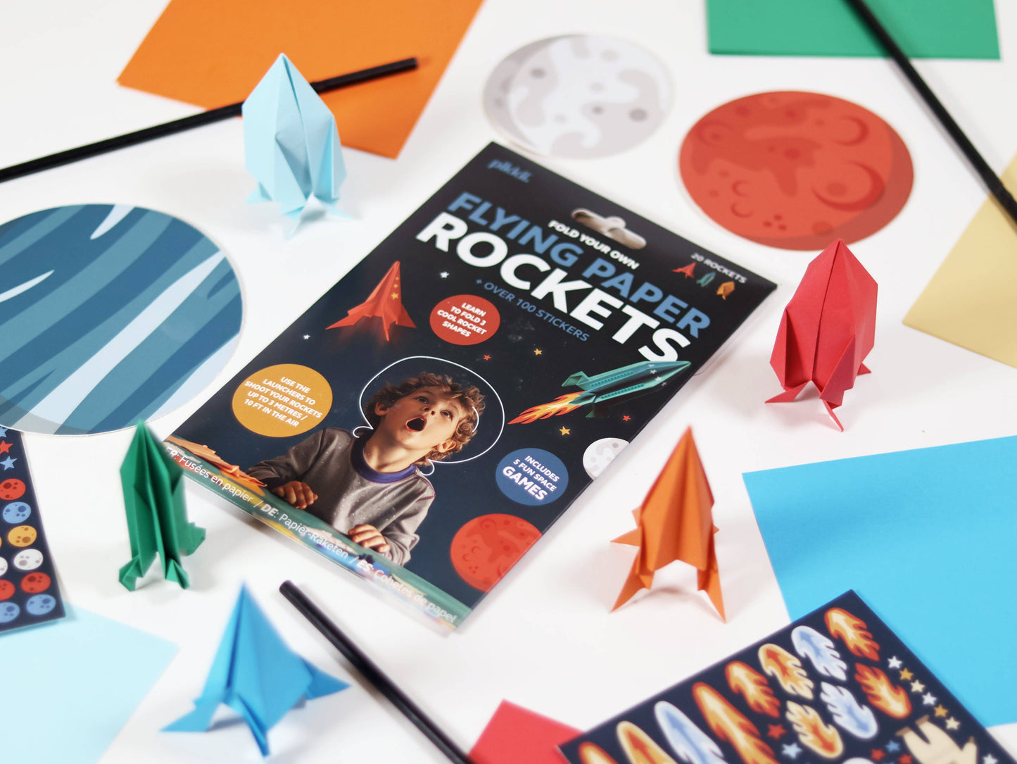 Pikkii | Flying Paper Rockets
