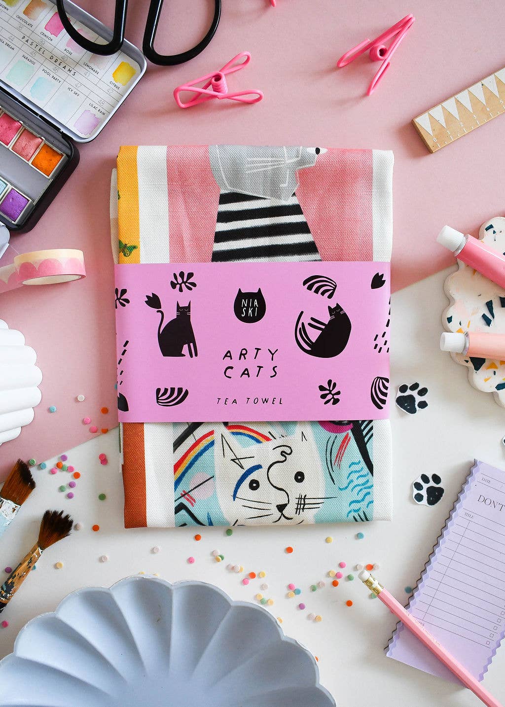 Niaski | Tea Towel | Arty Cats