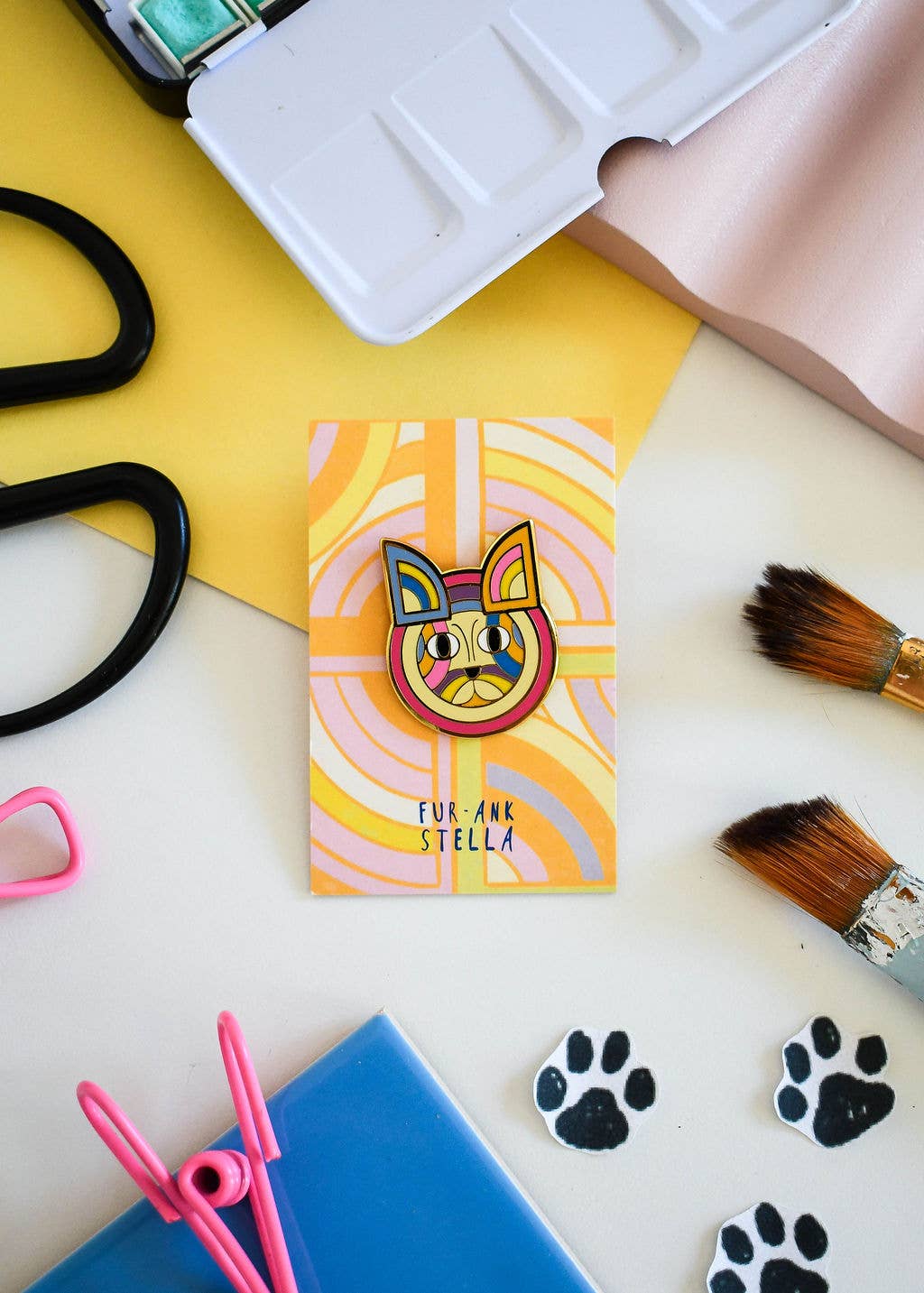 Niaski | Enamel Pin | Fur-ank Stella