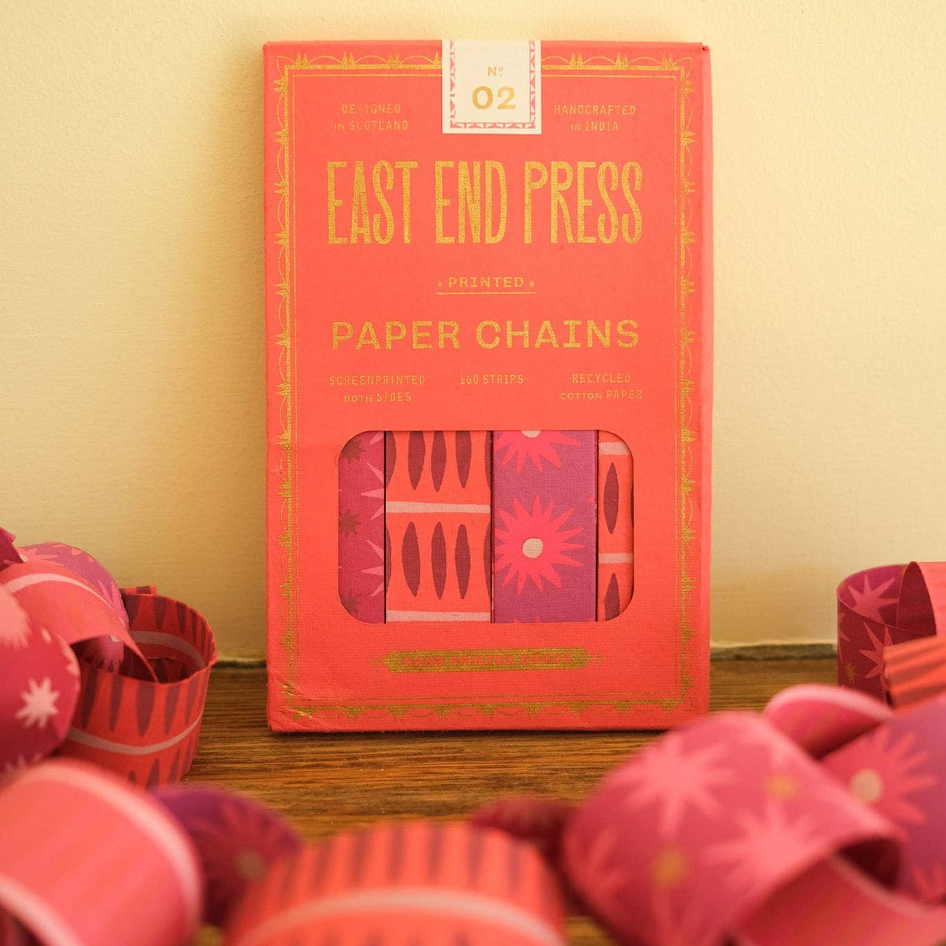 East End Press | Paper Chain Kit | Pink & Red