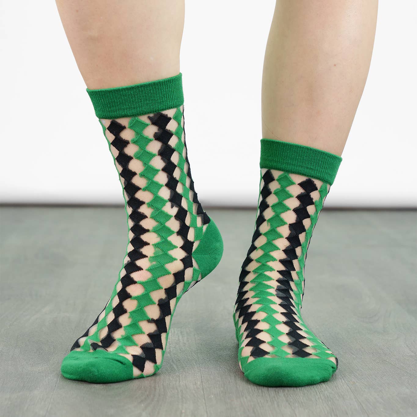 Sock Talk | Women's Sheer Ankle Socks | Green/Black, Diamond | UK 3-7
