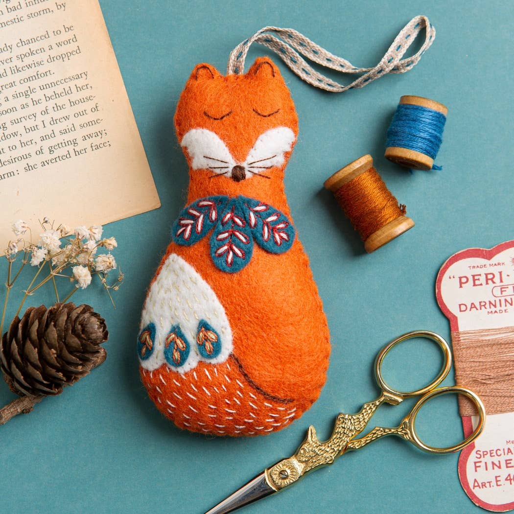 Corinne Lapierre | Folk Fox Felt Craft Mini Kit