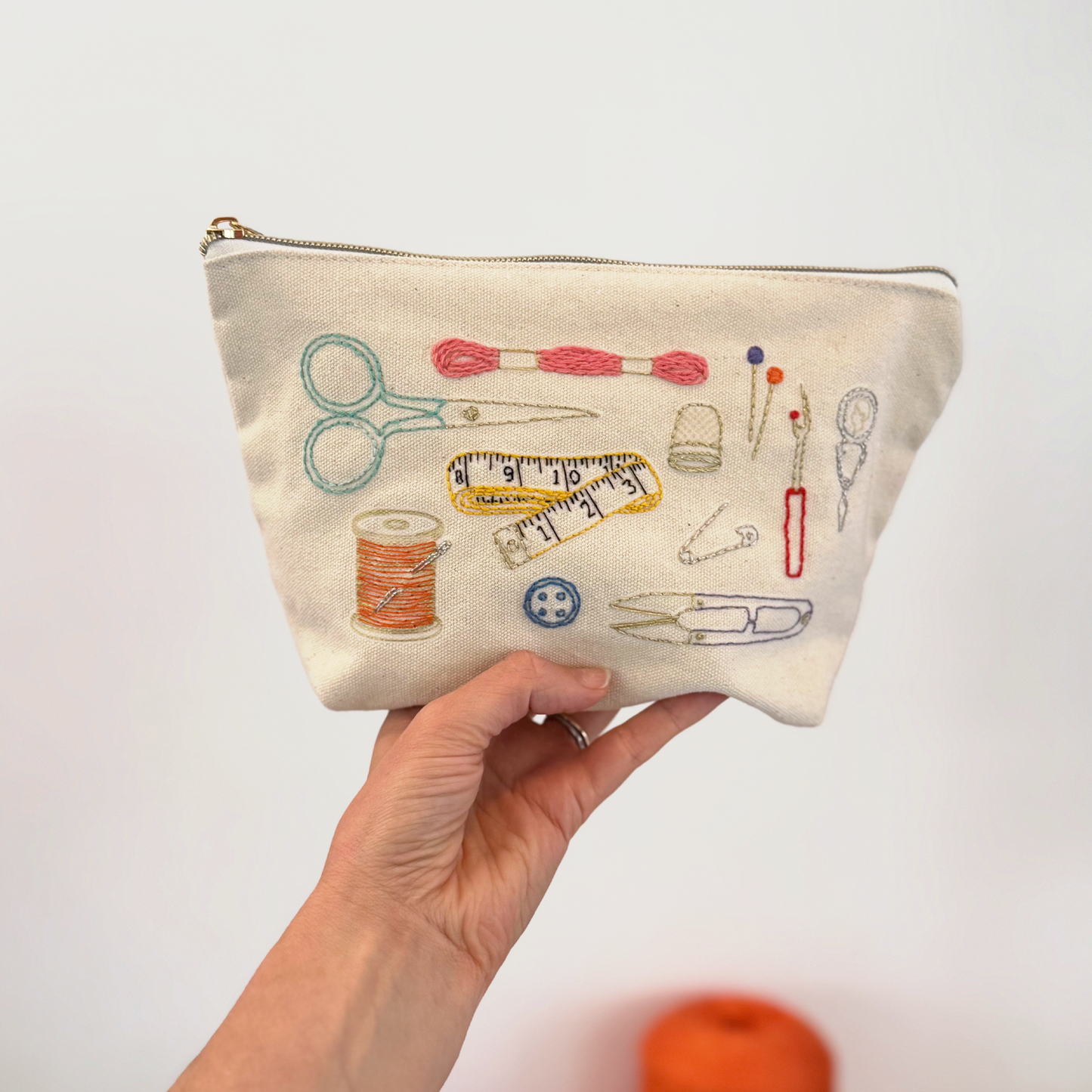 Chasing Threads | DIY Zip Pouch | Stitch Your Craft Tools
