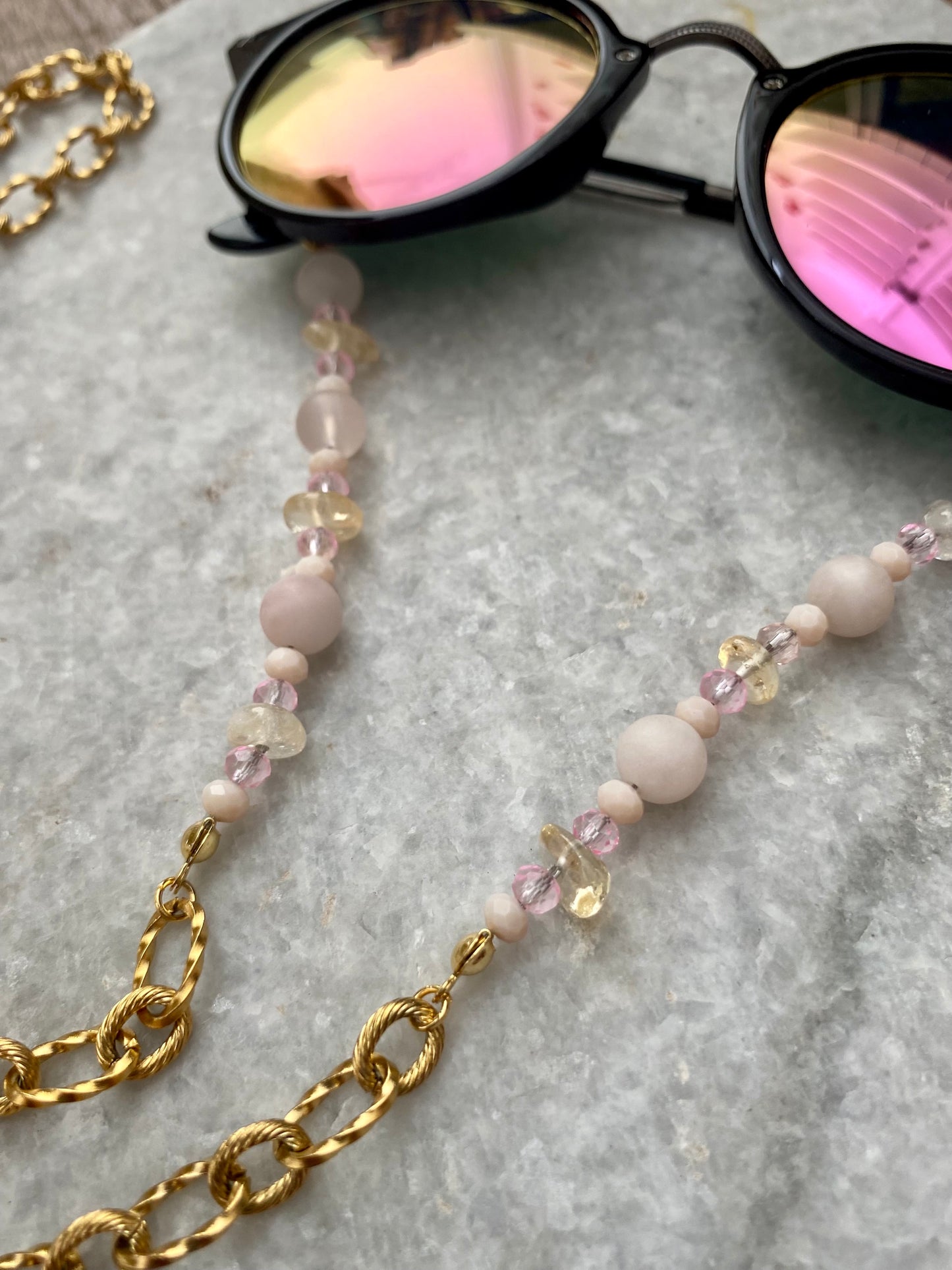 Northern Rose | Detachable Beaded Glasses Chain | Morganite & Citrine