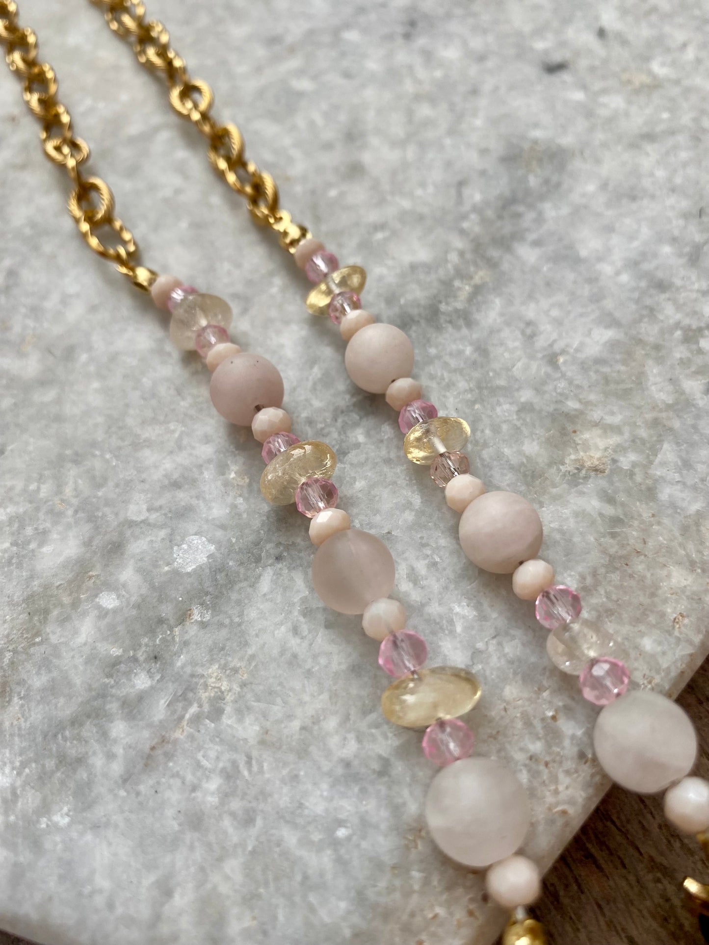 Northern Rose | Detachable Beaded Glasses Chain | Morganite & Citrine