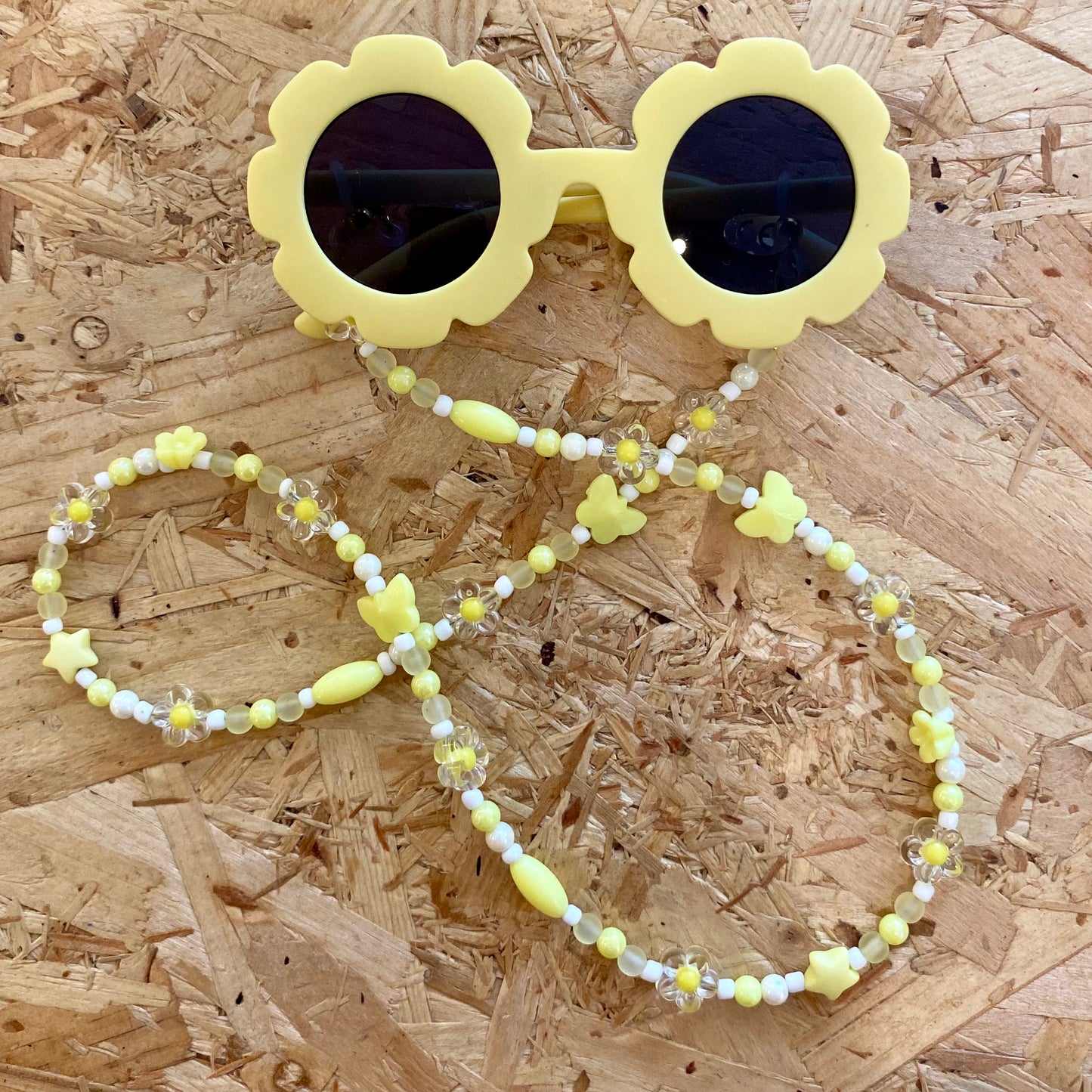 Northern Rose | Kids Sunglasses & Detachable Beaded Chain | Yellow & White