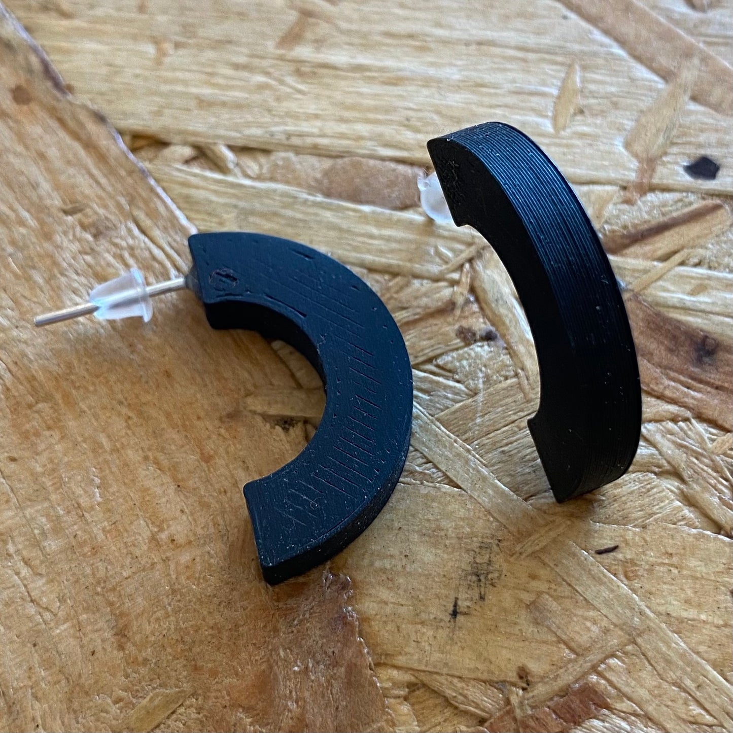 Will Sharp | Curve Stud Earrings | Matt Black