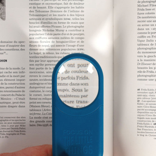 Legami | Magnifying Glass With Light | Magnifier With Light