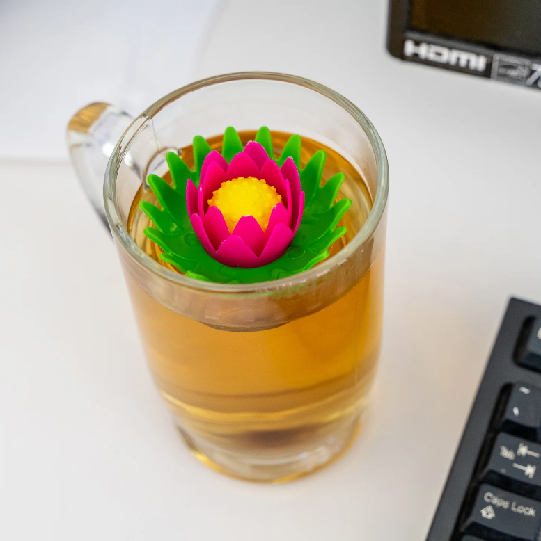 Kikkerland | Lotus Tea Infuser