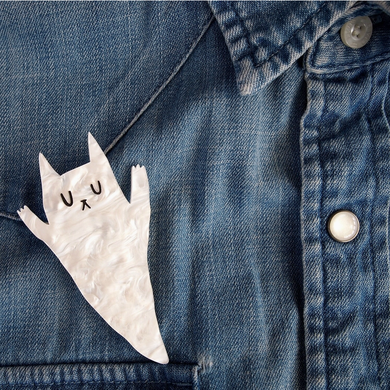 I Like Cats | Laser Cut Acrylic Brooch | Ghost Cat