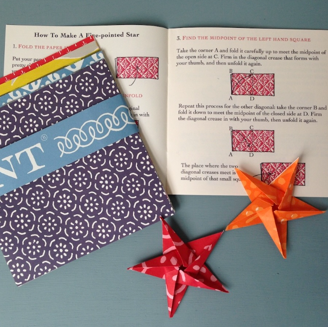 Cambridge Imprint | Garland of Stars | Origami Kit