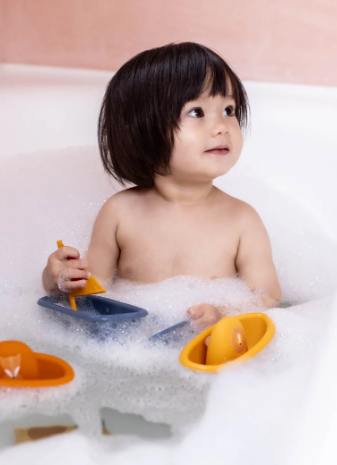 Trixie | Bath Toy Sailboat | Mr. Lion