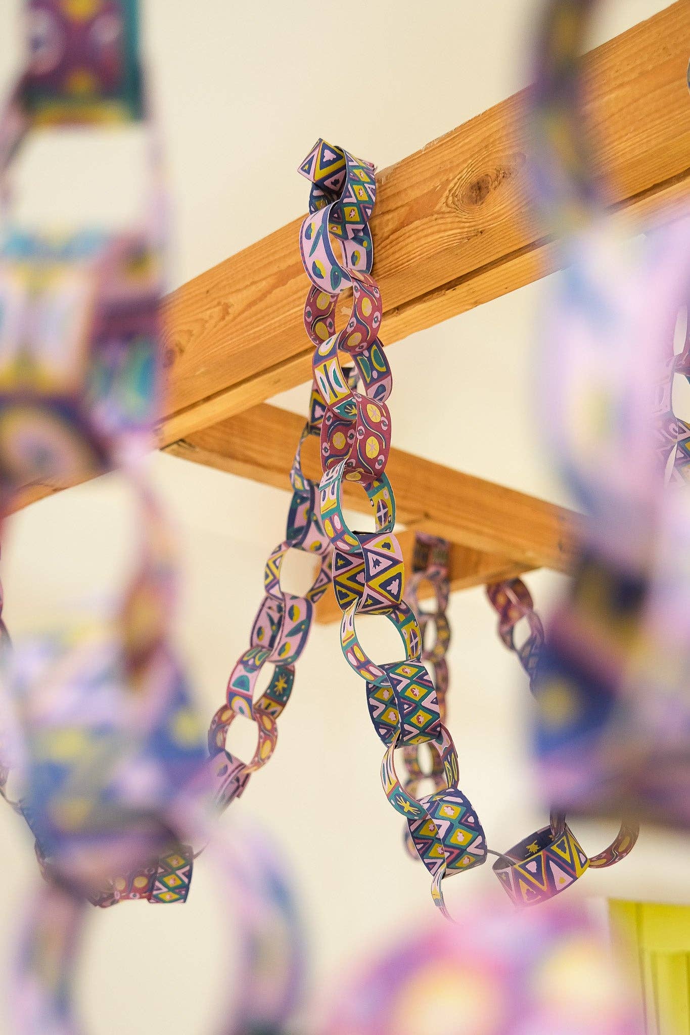 East End Press | Paper Chain Kit | Bloomsbury