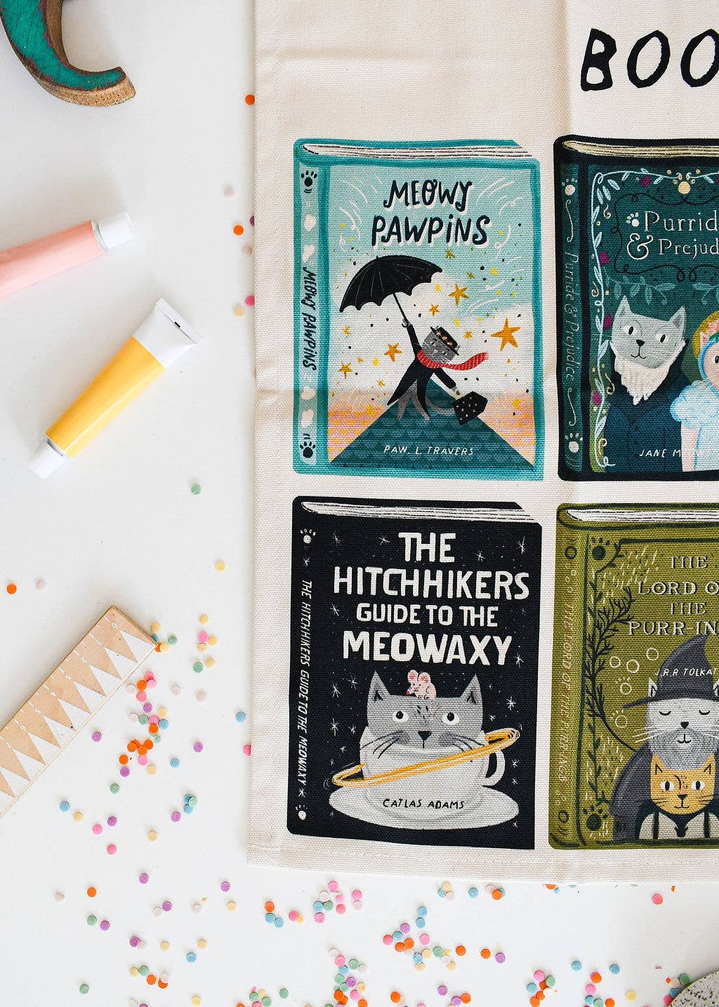 Niaski | Tea Towel | Book Cats
