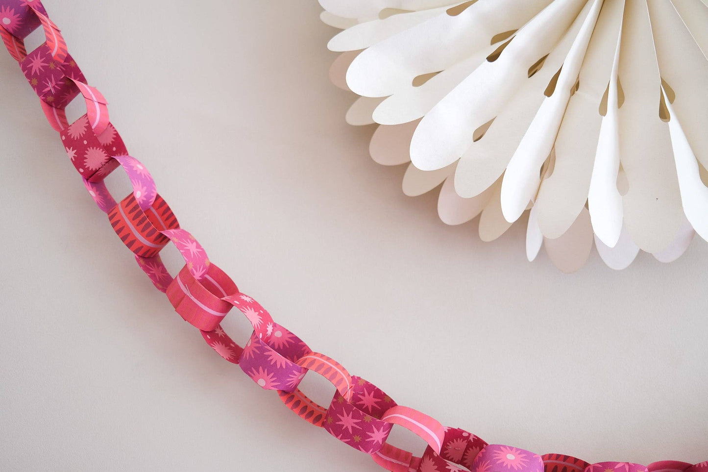 East End Press | Paper Chain Kit | Pink & Red