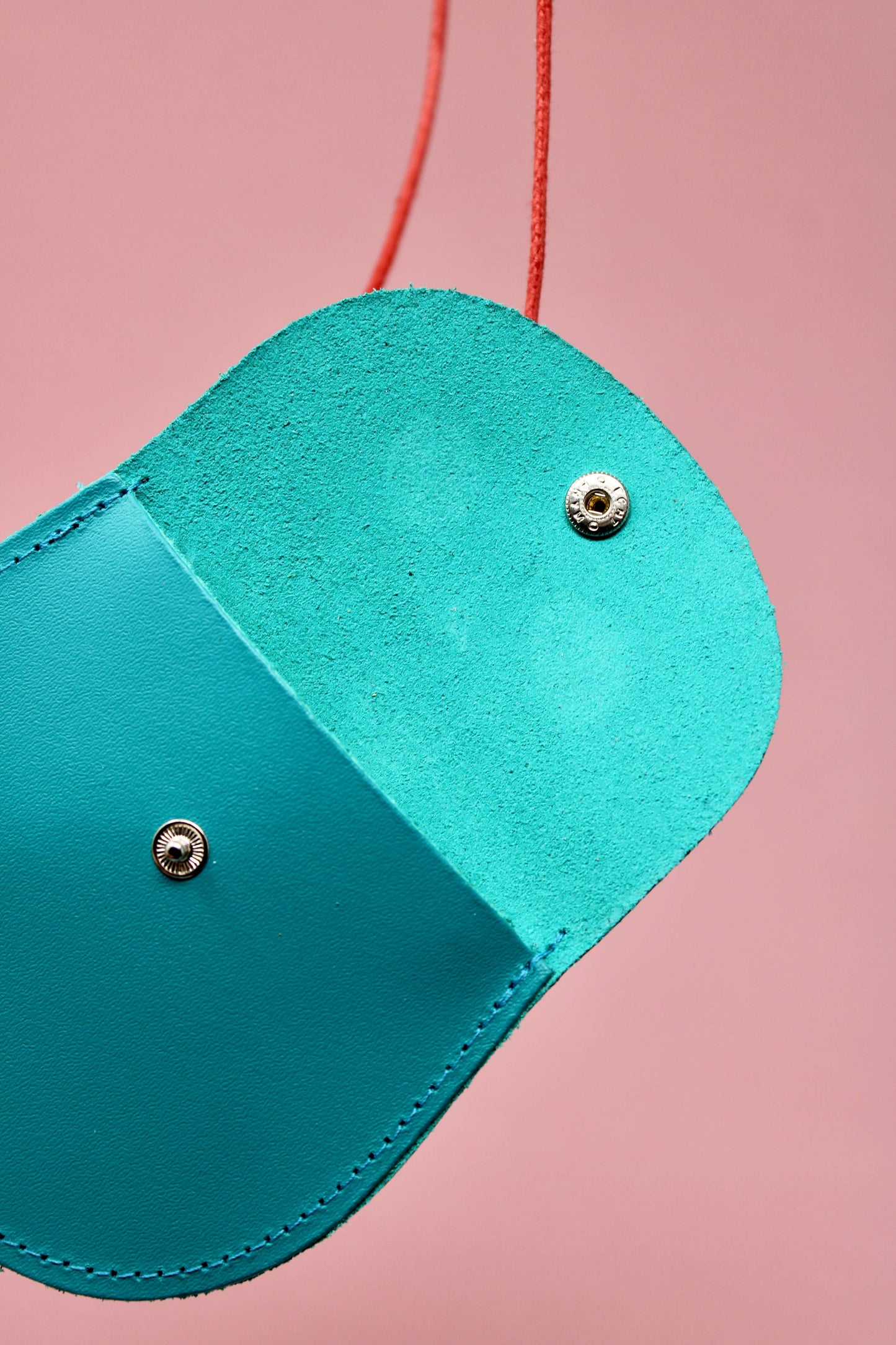 Ark | - Googly Eye String Purse: | Green Apple