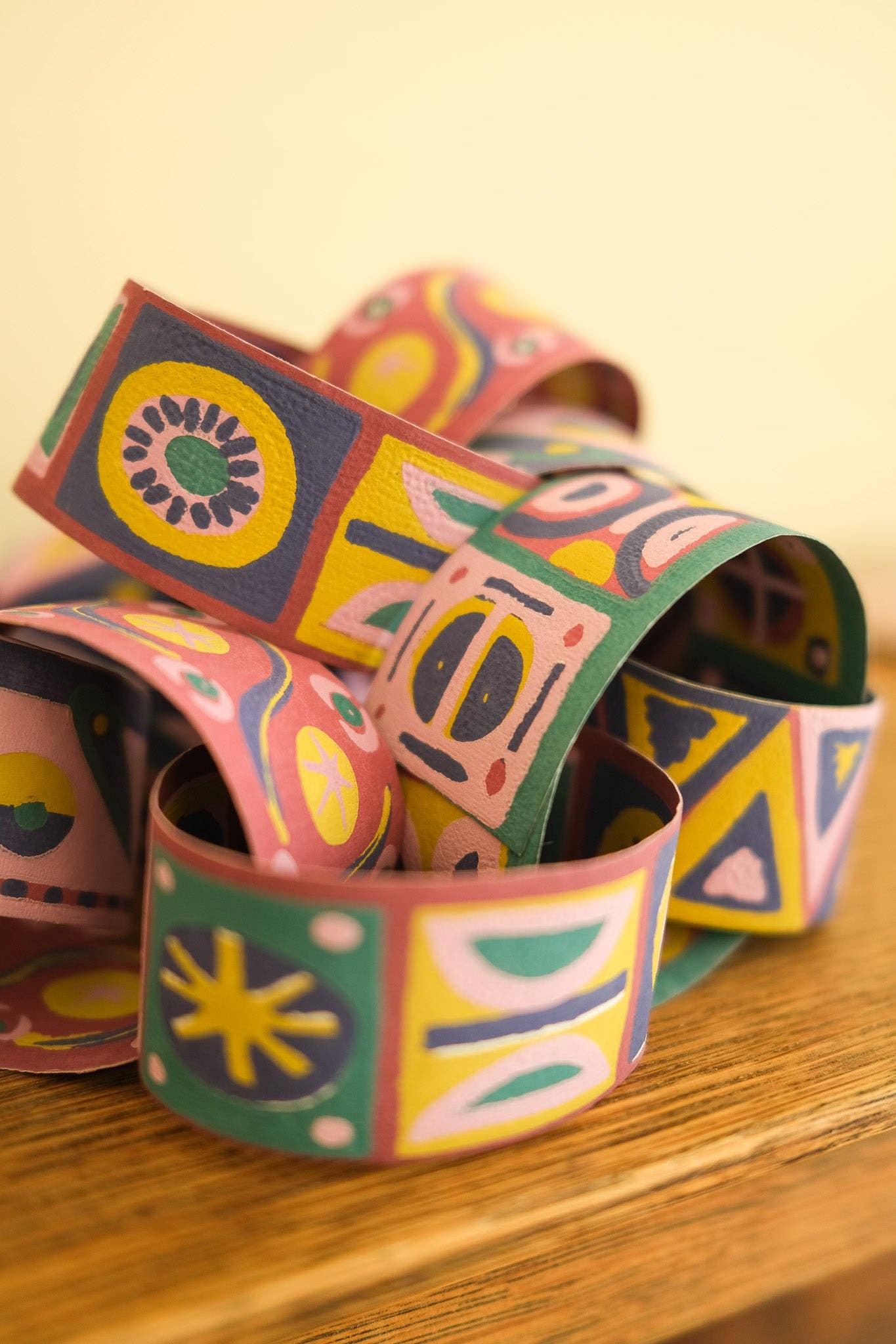 East End Press | Paper Chain Kit | Bloomsbury