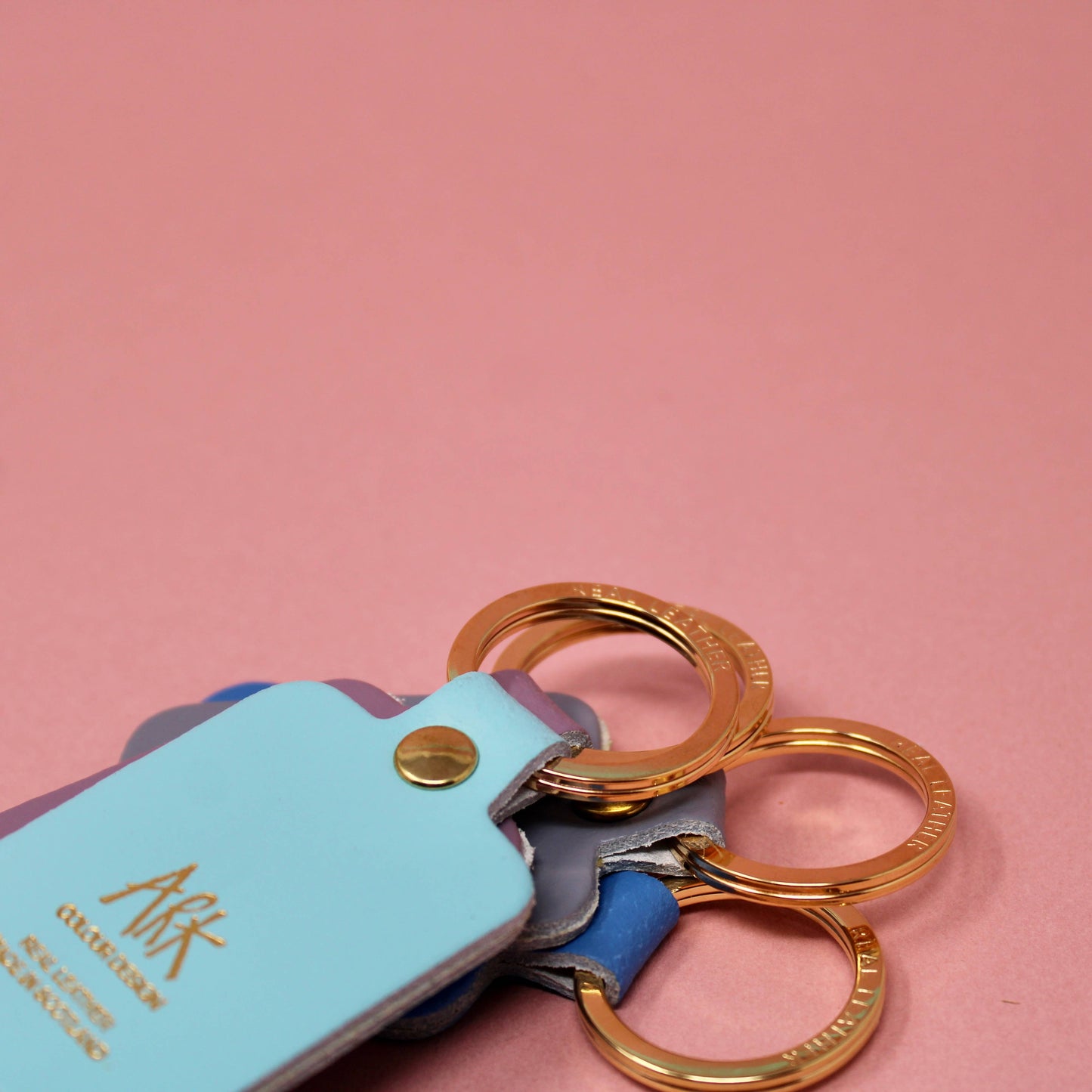 Ark | Willy Key Fob | Lilac Grey