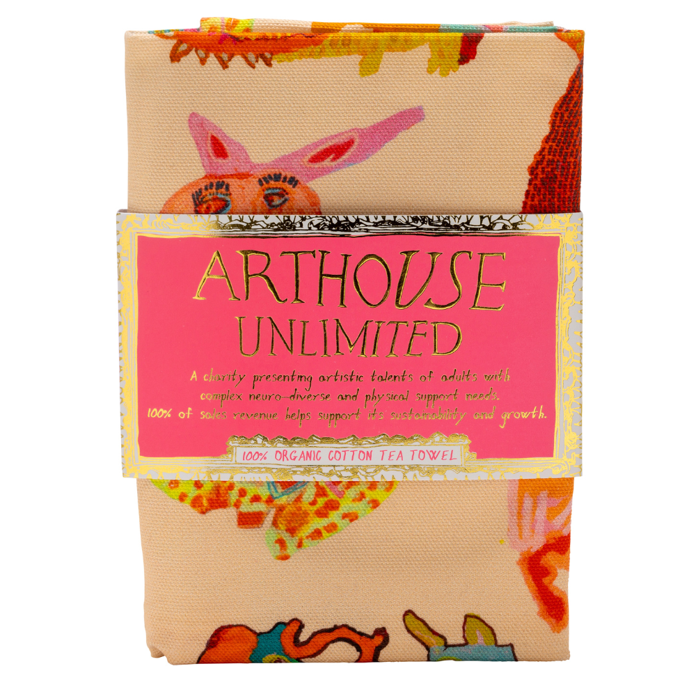 Arthouse Unlimited | 100% Organic Cotton Tea Towel | Hugging Animals