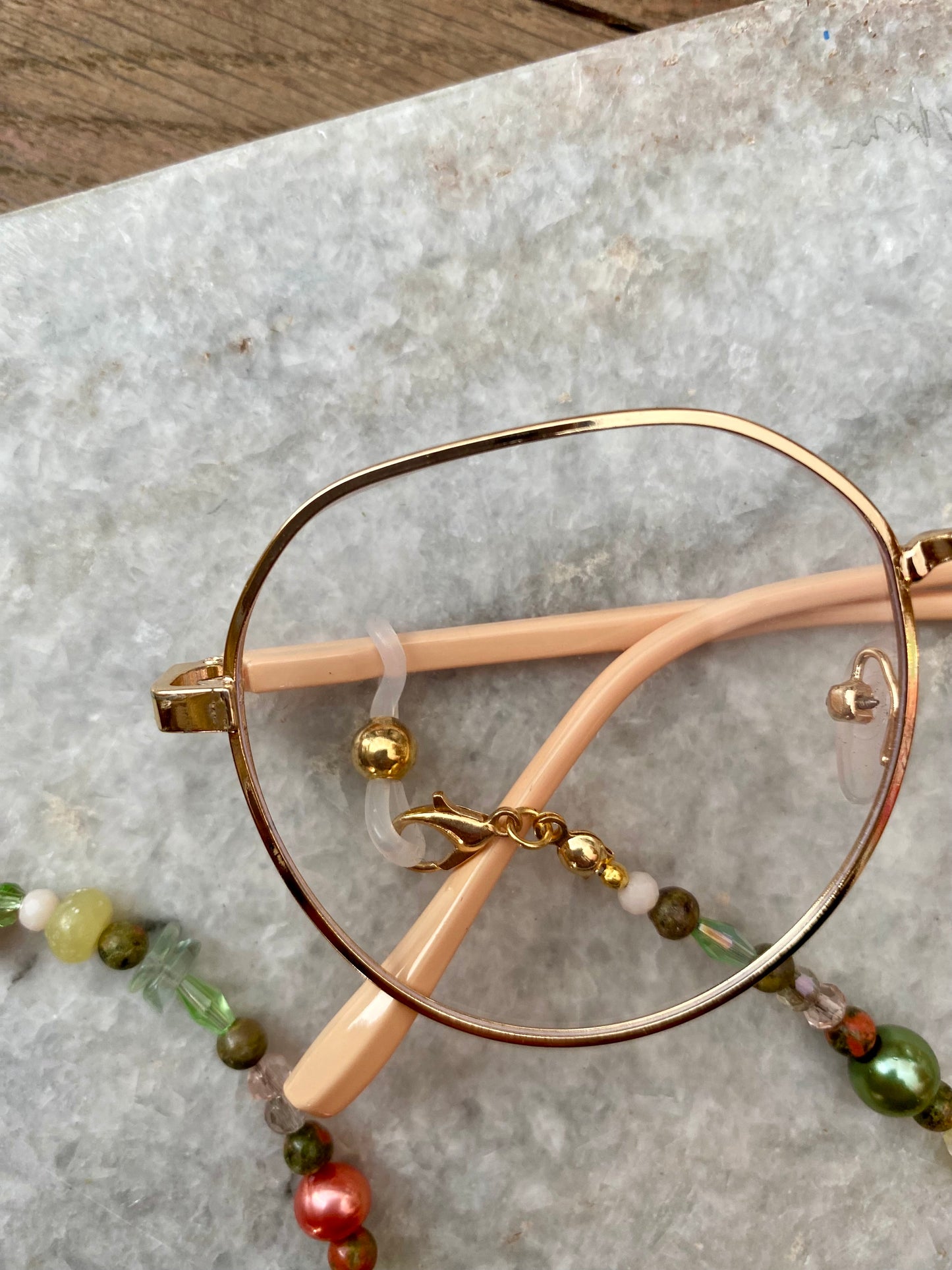 Northern Rose | Detachable Beaded Glasses Chain | Pearls, Unakite & Aventurine